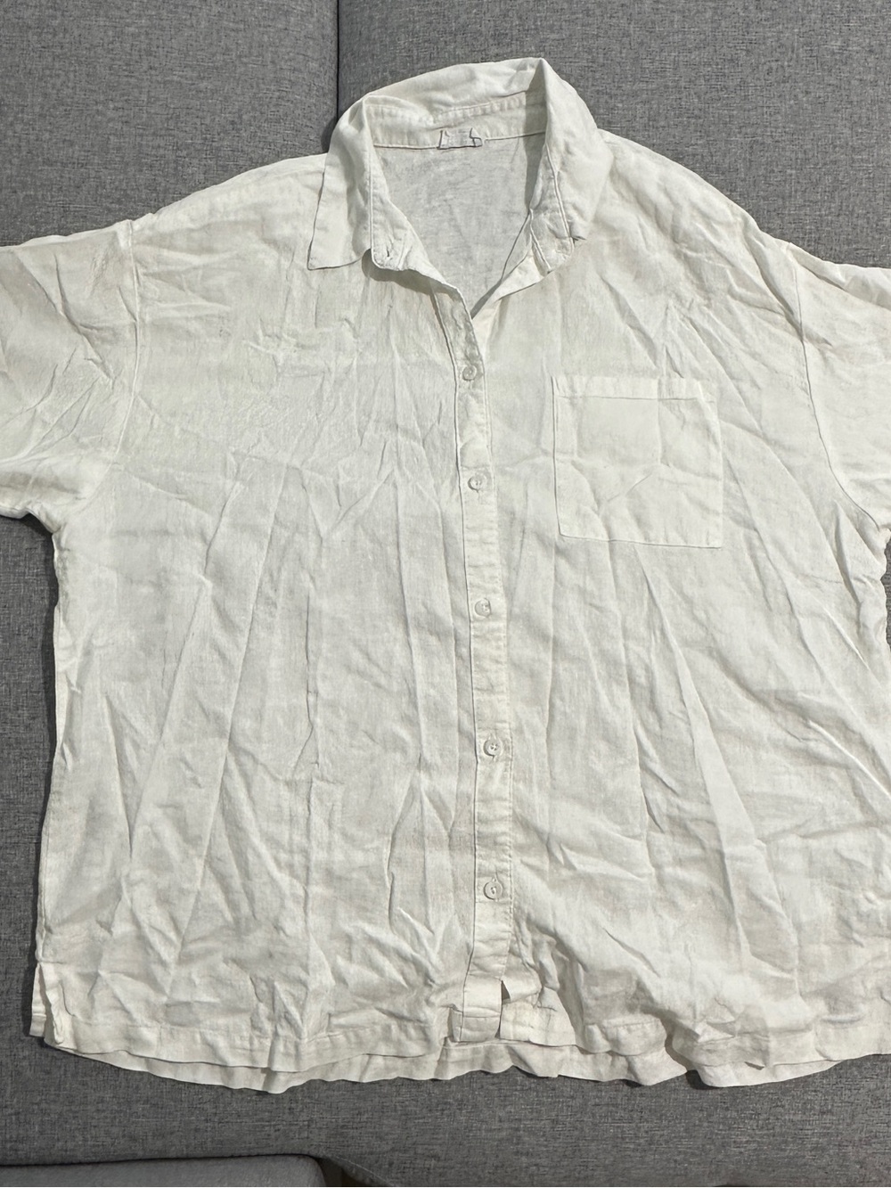 Cotton On Women's Off-White Short-Sleeve Button-Up Shirt